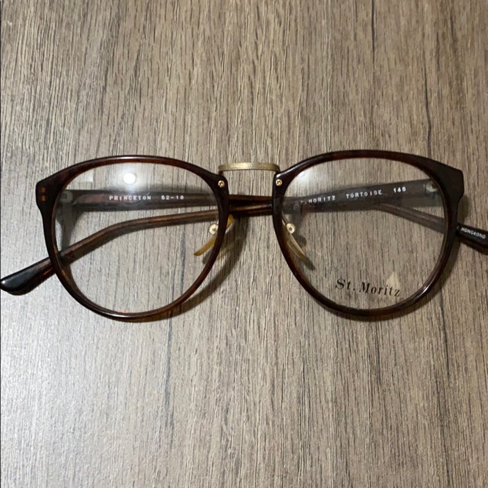 New unisex Vintage Saint Moritz Eyeglasses